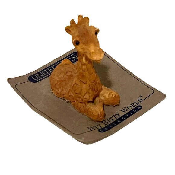 VTG 1986 United Design Itty Bitty World Collection Giraffe Figurine IBC-028 - Picture 1 of 4